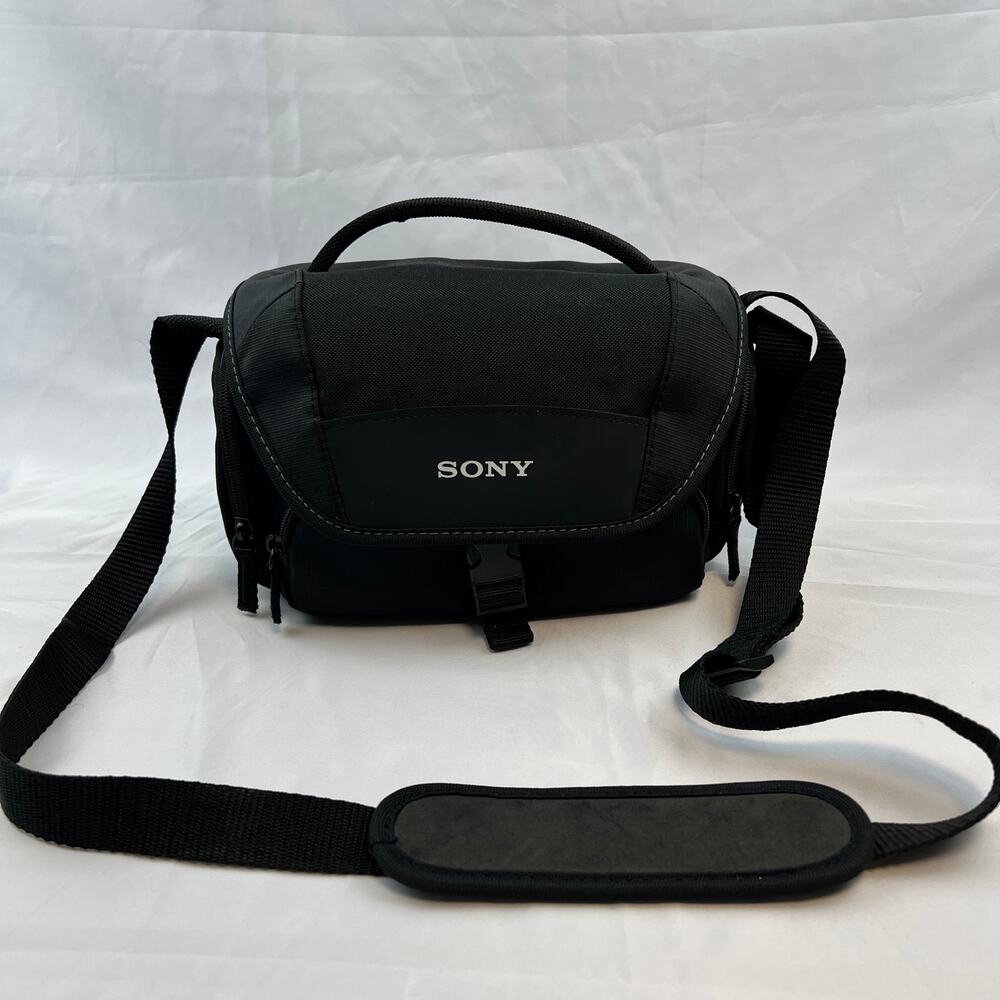 Sony Black DSLR Camera Bag Adjustable Dividers Padded Shoulder Case Medium